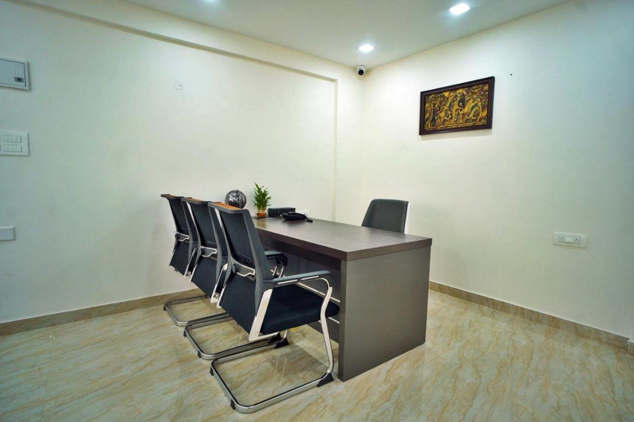 Hotel Sterling Inn Bangalore International Airport Yelahanka Luaran gambar
