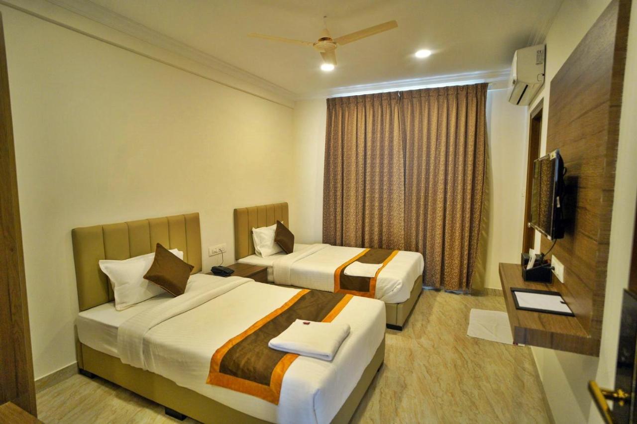 Hotel Sterling Inn Bangalore International Airport Yelahanka Luaran gambar