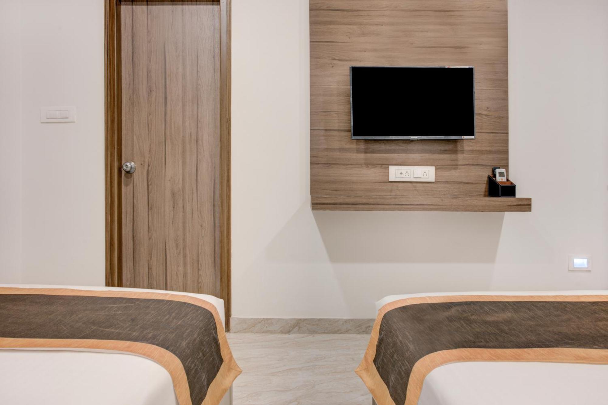 Hotel Sterling Inn Bangalore International Airport Yelahanka Luaran gambar