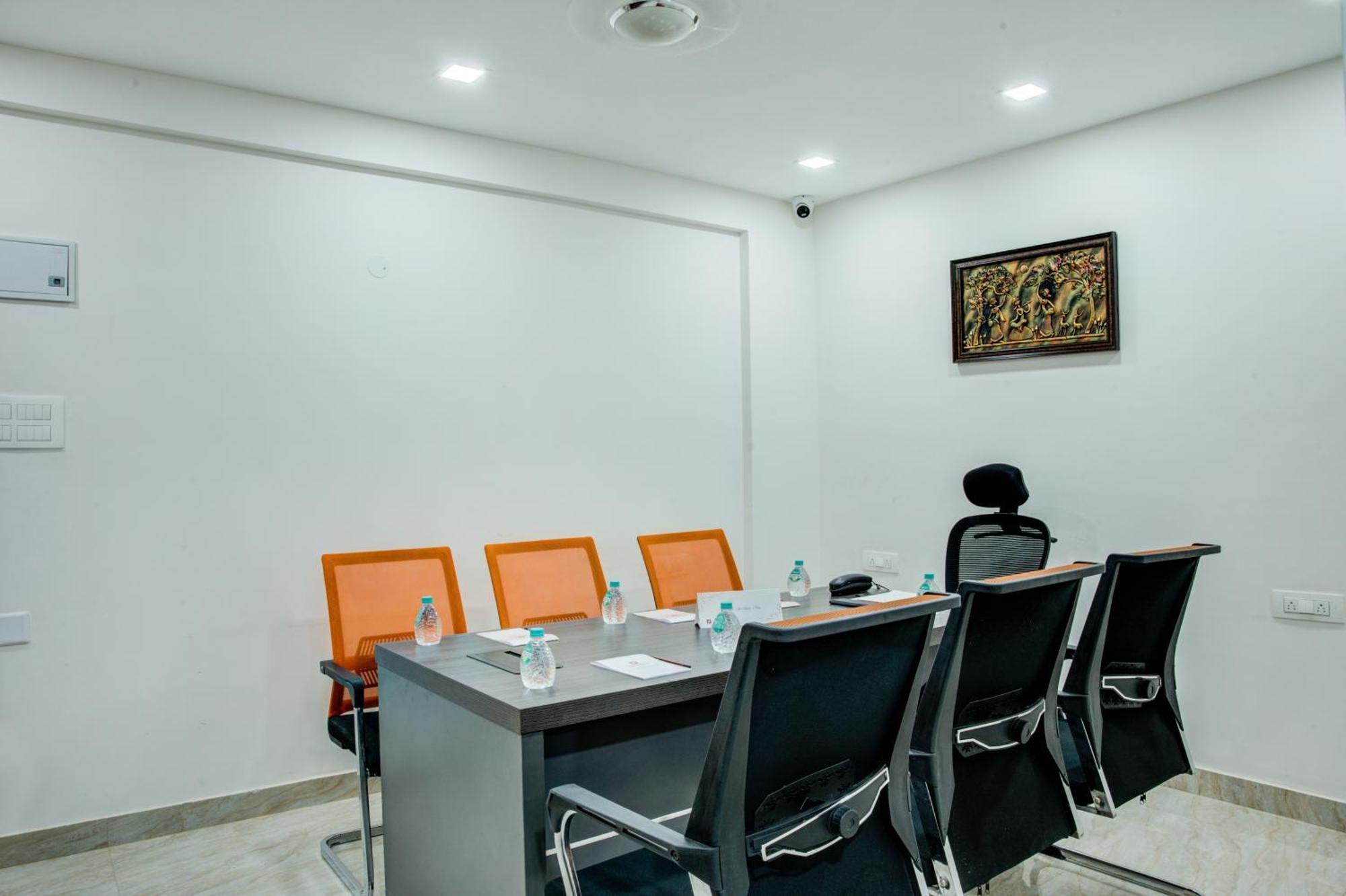 Hotel Sterling Inn Bangalore International Airport Yelahanka Luaran gambar